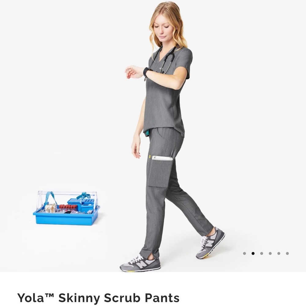 Catarina top and Yola pants in graphite XXS set